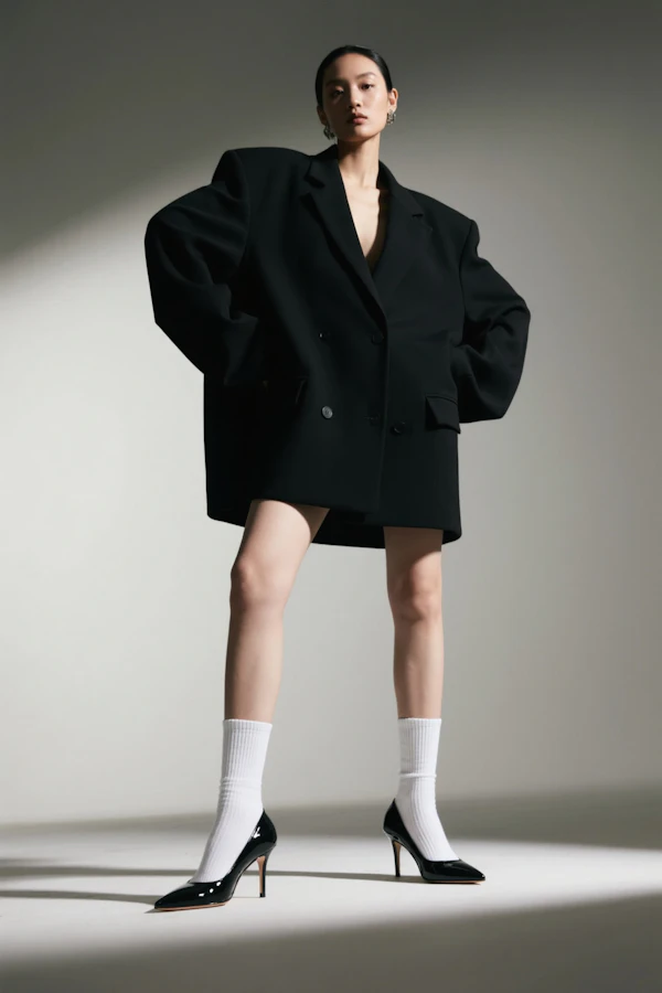 Chic Minimalist Fashion