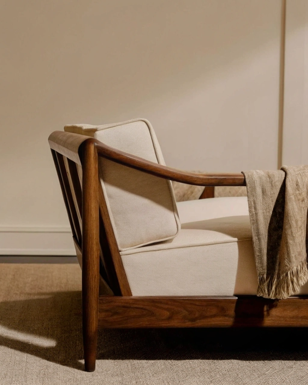 Picture of Modern Minimalist Chair Photo on Lummi