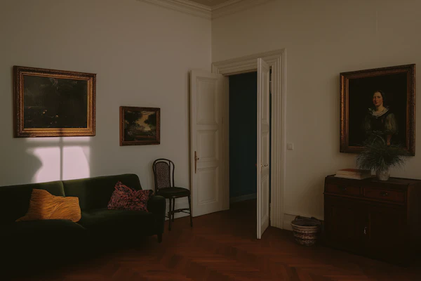 Cozy Vintage Living Room