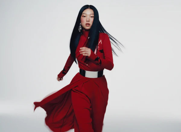 Elegant Red Motion