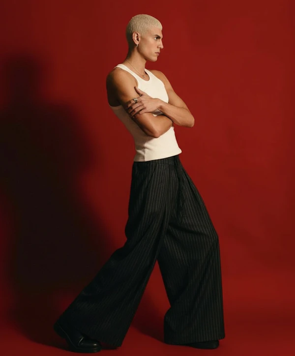 Dynamic Fashion Pose