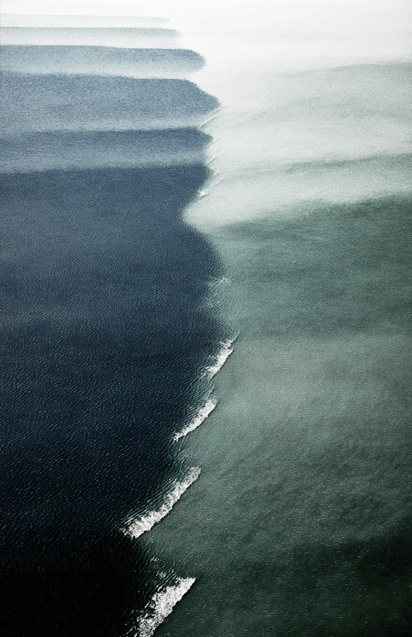 Serene Ocean Waves