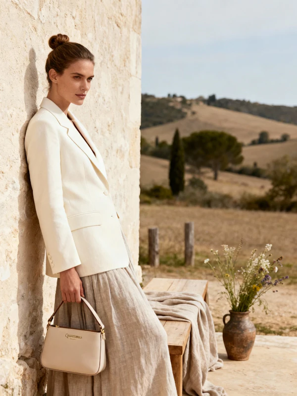 Serene Outdoor Elegance