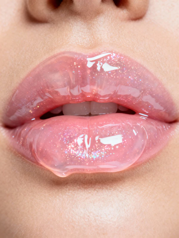Glossy Pink Lips