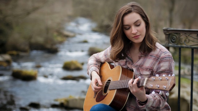 Serene Outdoor Guitar Session