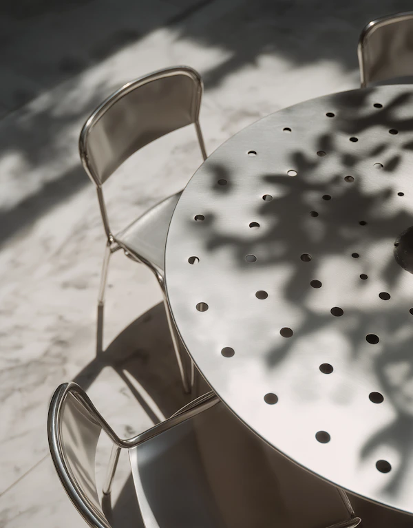 Modern Outdoor Seating