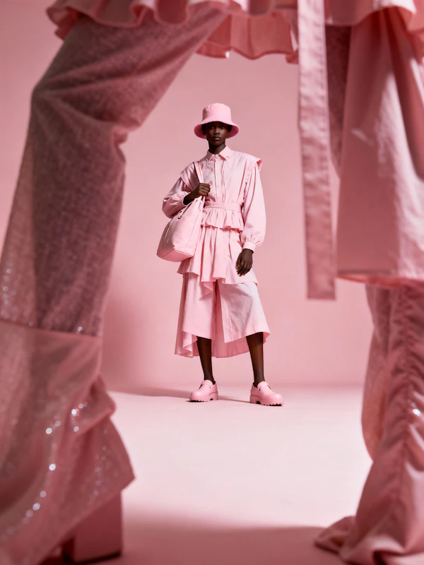 Monochromatic Pink Style