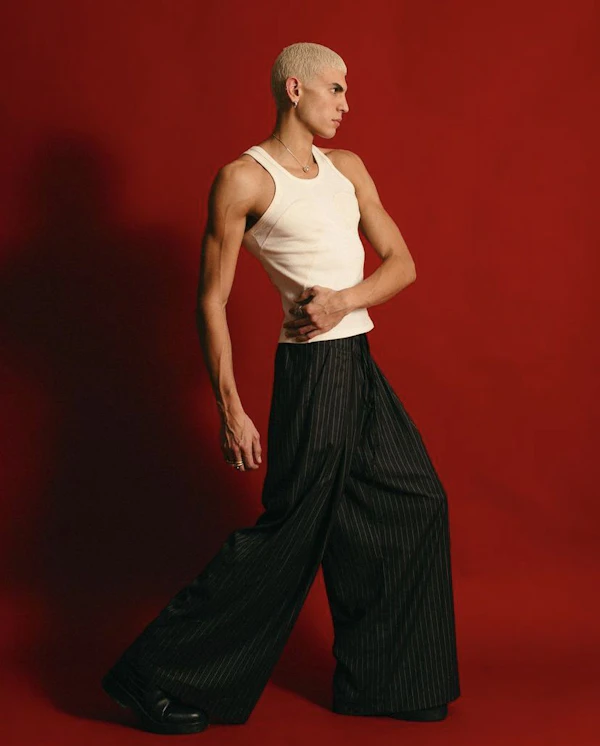 Dynamic Fashion Pose