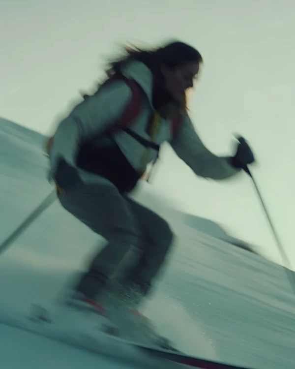 Dynamic Skiing Action