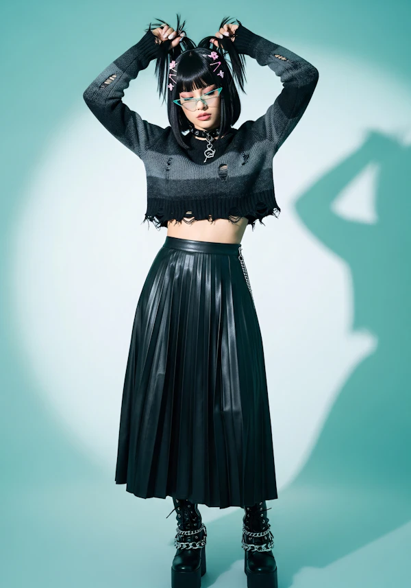 Fashionable Pose