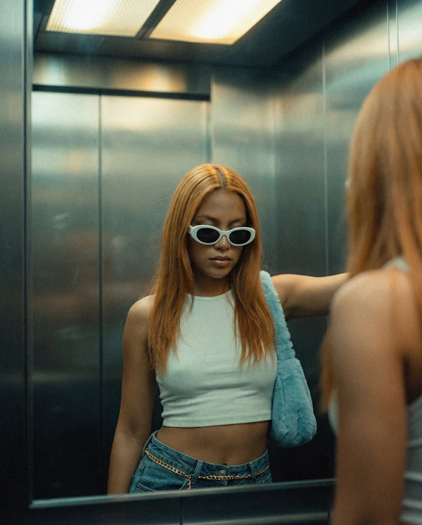 Elevator Reflection Style