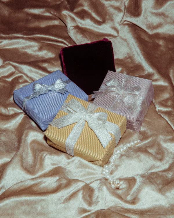 Elegant Gift Display