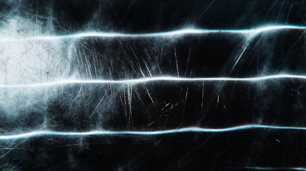 Glowing Light Streaks