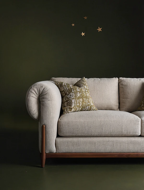 Minimalist Sofa Decor