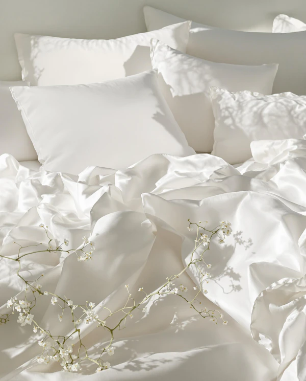Serene Bedding Scene