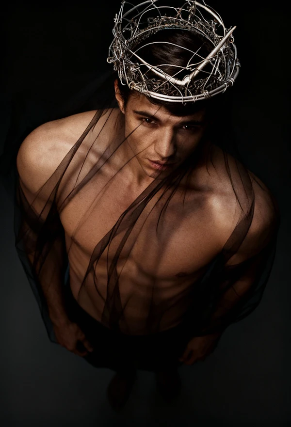 Crowned Elegance