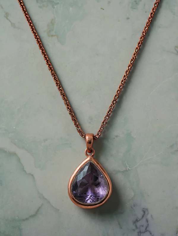 Elegant Teardrop Pendant