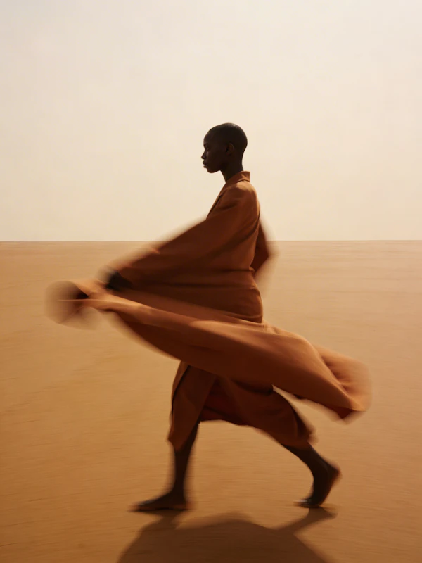 Graceful Motion Portrait