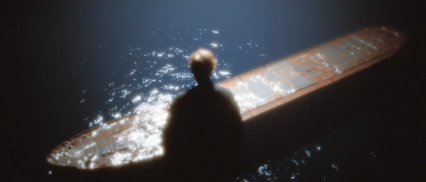 Reflective Silhouette Scene