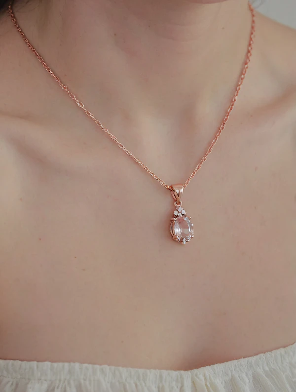 Rose Gold Necklace Close-Up