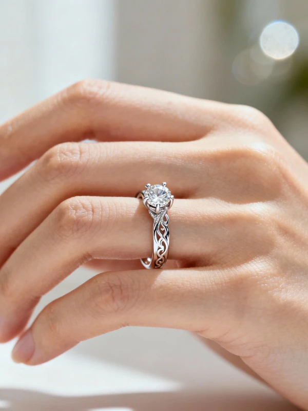 Elegant Silver Ring