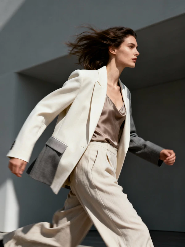 Dynamic Fashion Pose