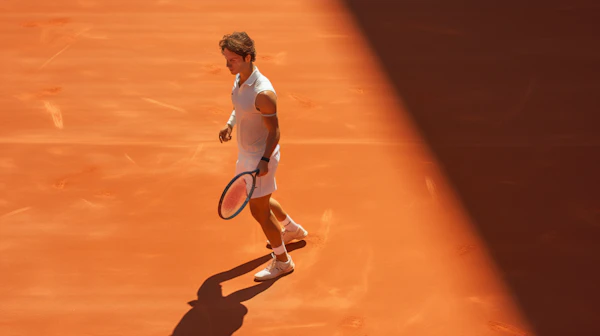 Calm Intensity on the Clay Court