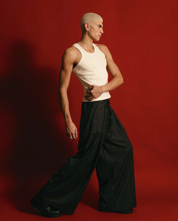 Dynamic Fashion Pose