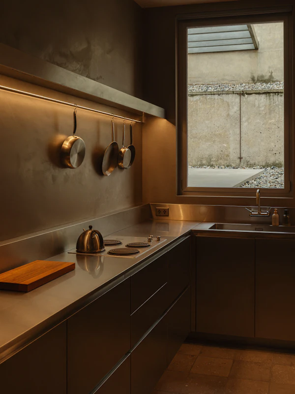Modern Minimalist Kitchen