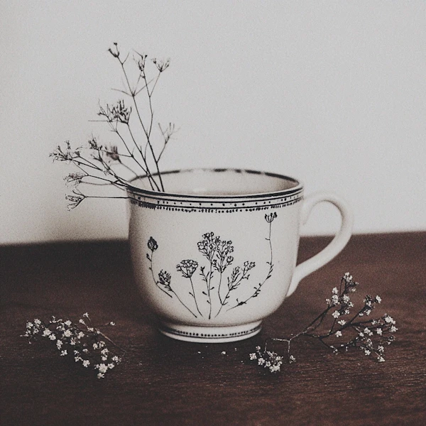 Vintage Floral Cup