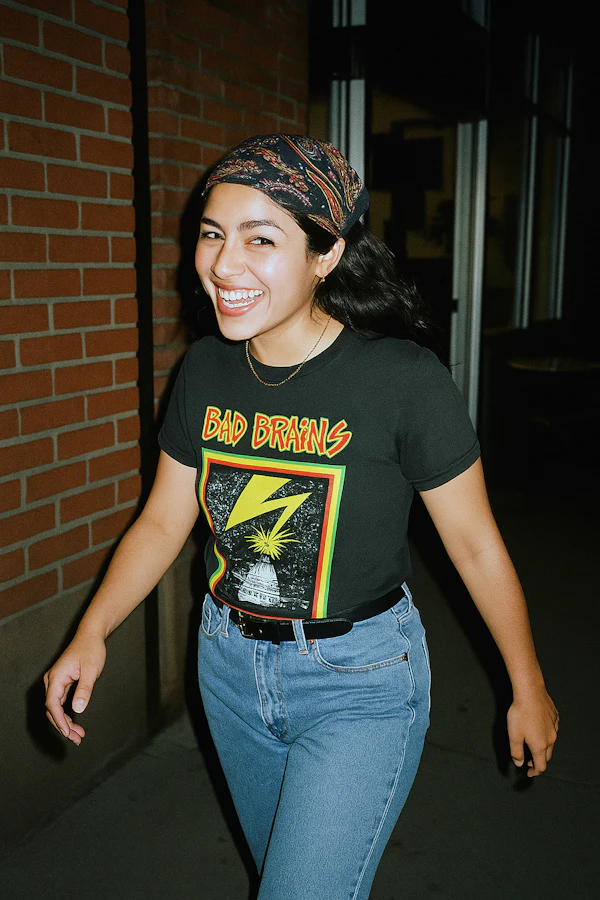 Cheerful Night Stroll