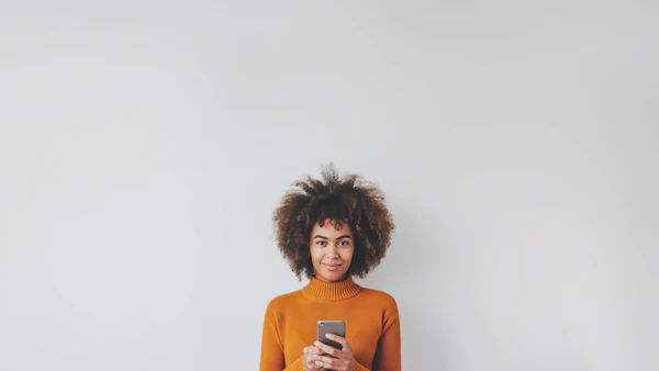Vibrant Modernity: The Tech-Savvy Stylista