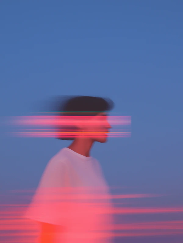 Dynamic Profile with Light Streaks