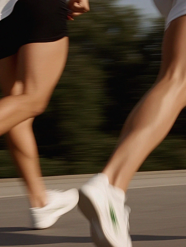 Dynamic Runners in Motion