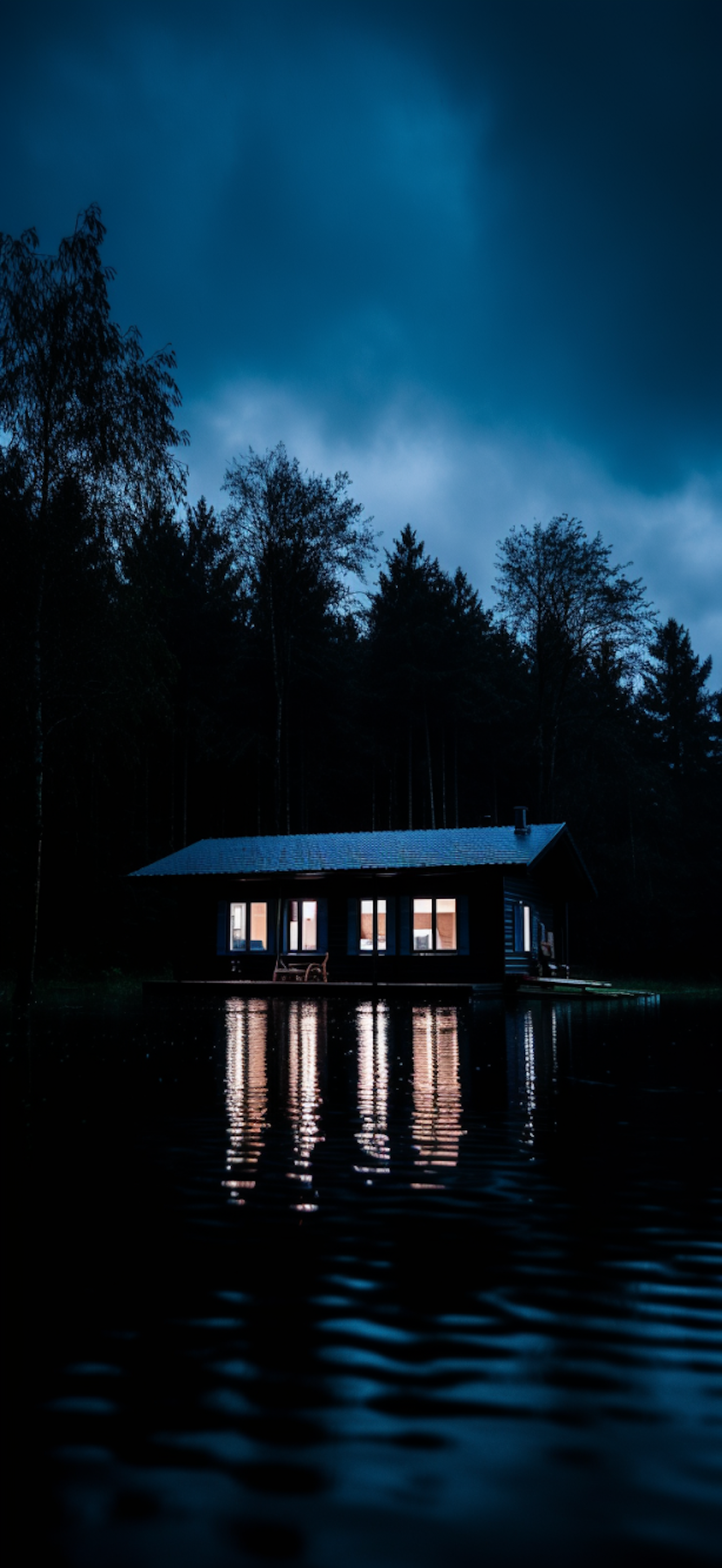 Twilight Serenity: Lakeside Cabin Retreat