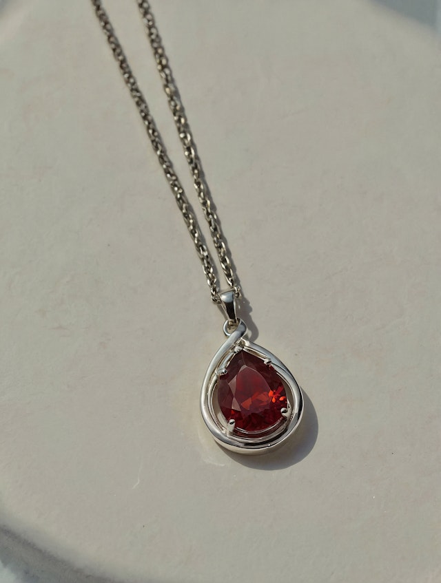 Elegant Red Gemstone Necklace