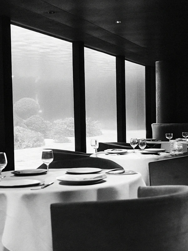 Underwater Restaurant Scene