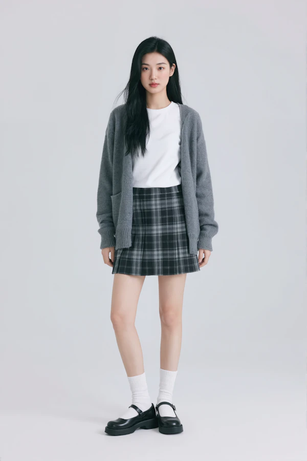 Minimalist Outfit Portrait