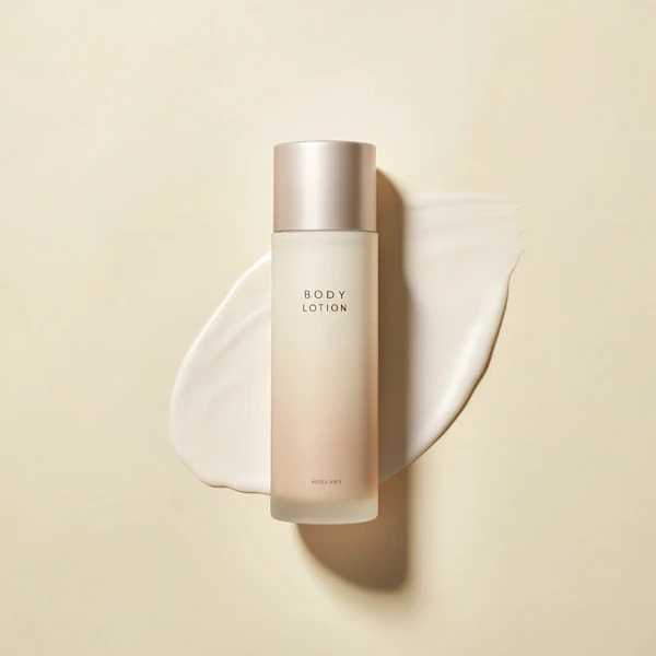 Minimalist Lotion Bottle